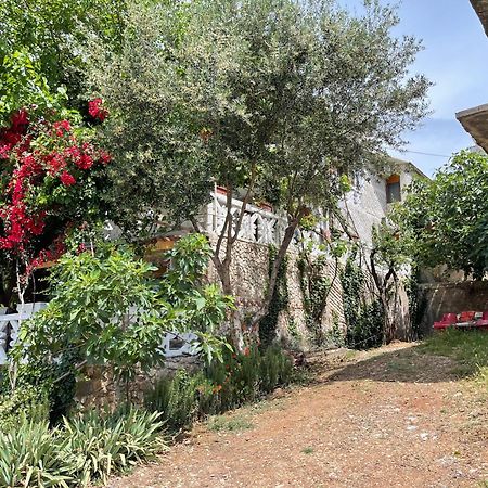 Mustafaraj Apartments Ksamil Ngoại thất bức ảnh