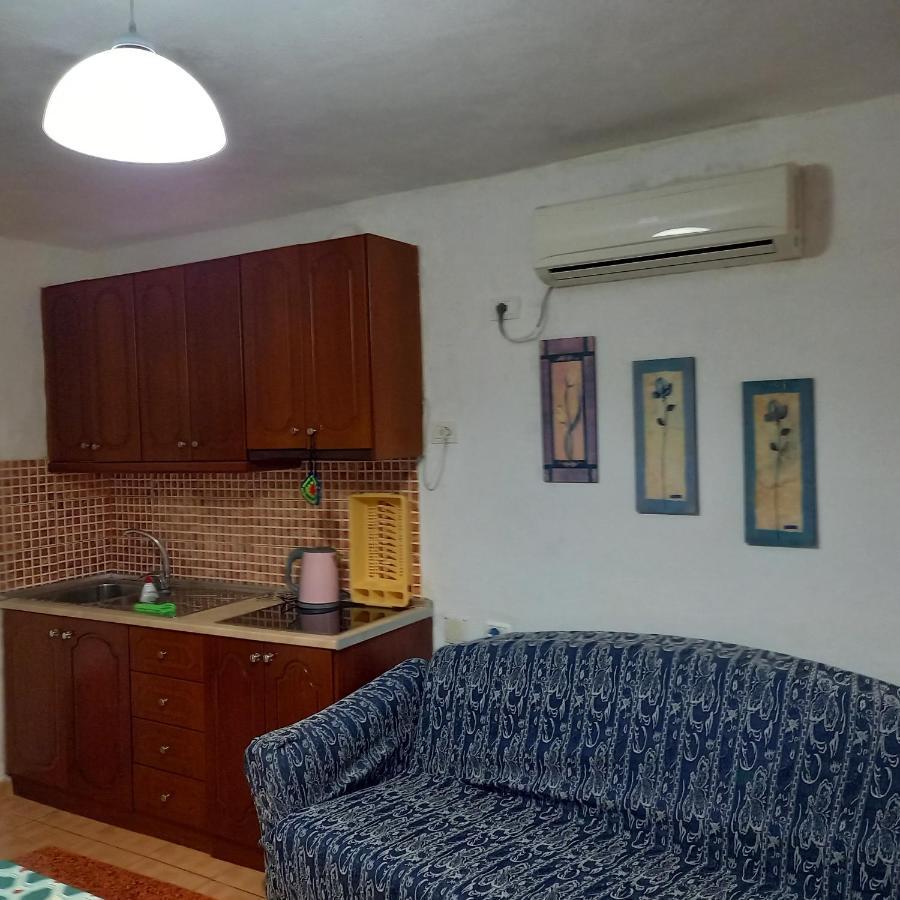 Mustafaraj Apartments Ksamil Ngoại thất bức ảnh