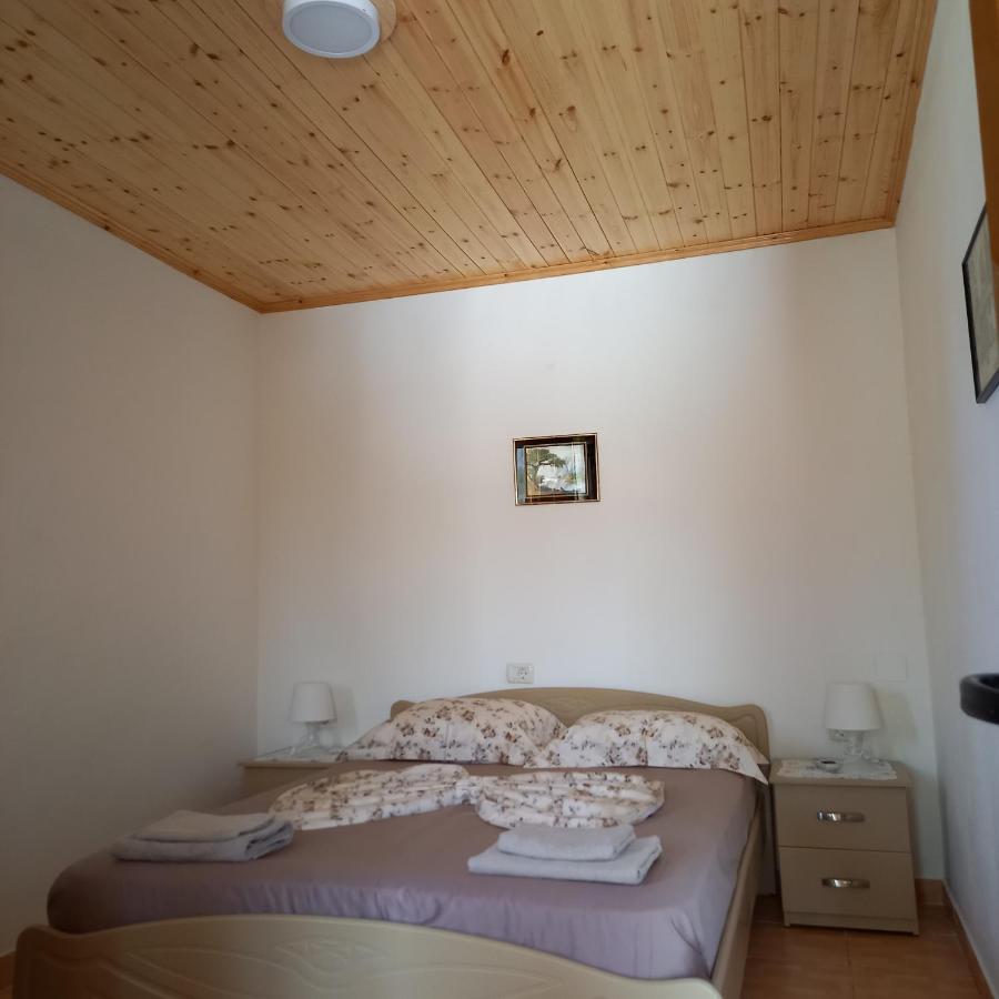 Mustafaraj Apartments Ksamil Ngoại thất bức ảnh