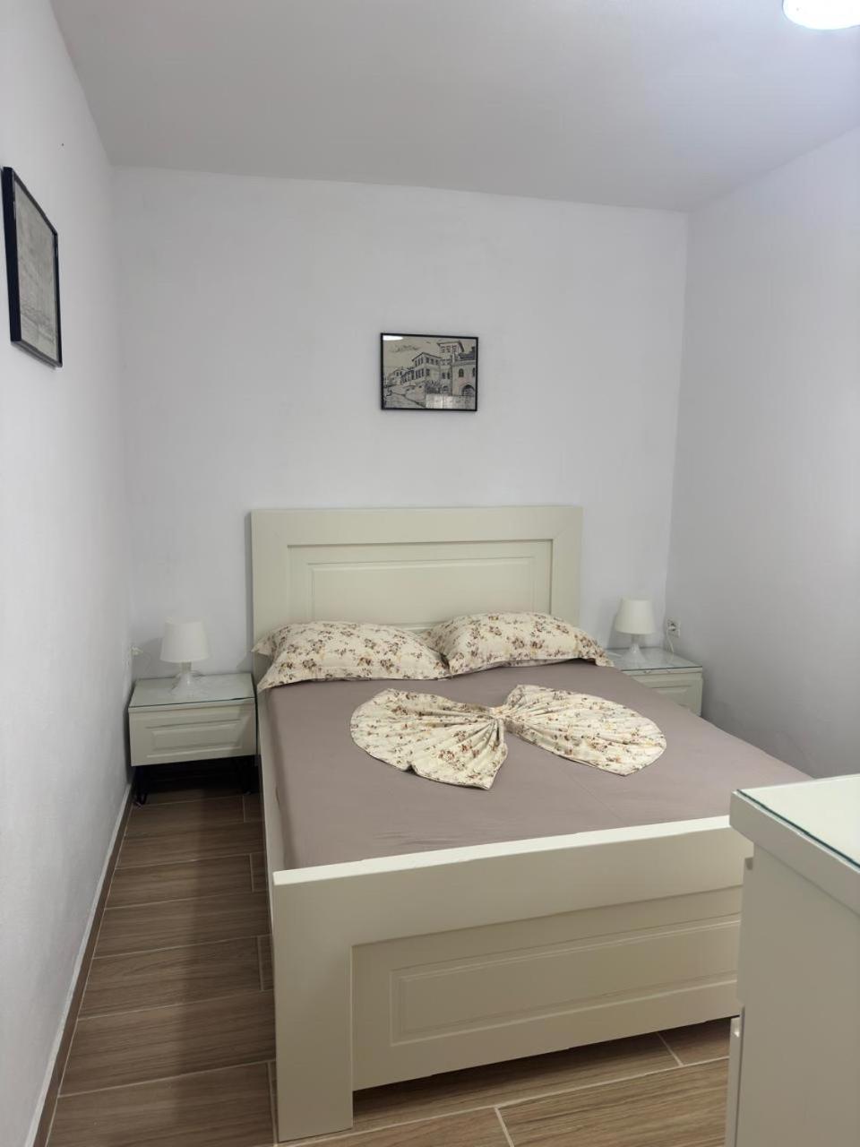 Mustafaraj Apartments Ksamil Ngoại thất bức ảnh